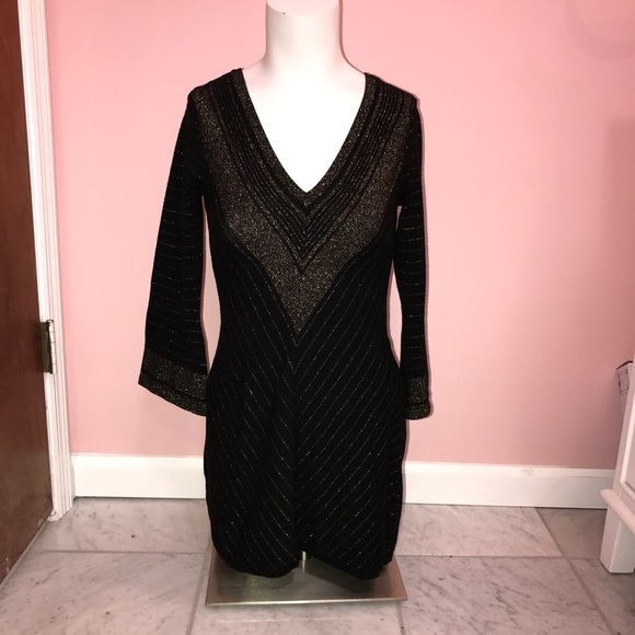 Guess Dresses & Skirts - Guess Sweater Dress 🥂🎥